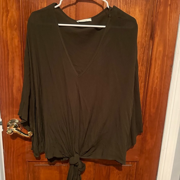 Women’s Top Olive Green - Picture 1 of 5
